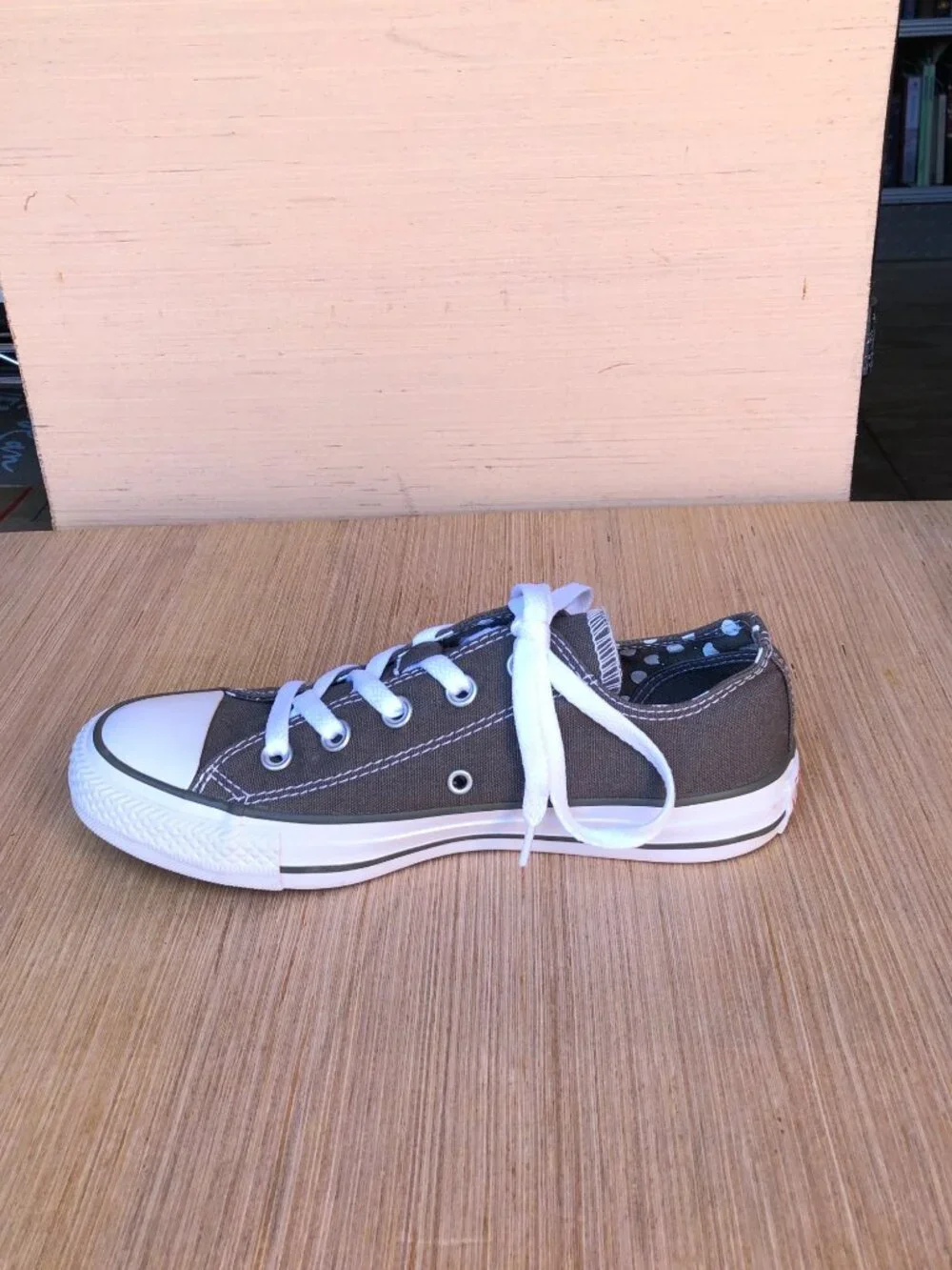 Converse All Star Chuck Taylors Sneakers Womens 6 Low Top Gray - Picture 15 of 16